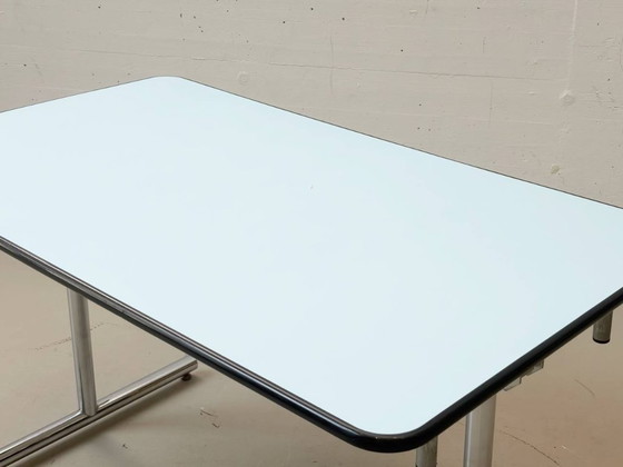 Image 1 of Mesa plegable Kelko azul práctica