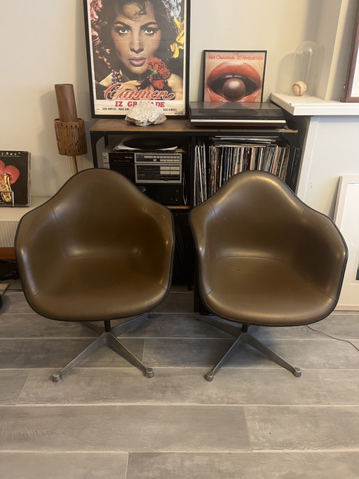 2 chaises Eames Herman Miller – fauteuils, Aluminium, Fiberglass