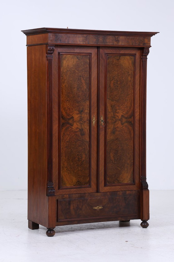 Image 1 of Bellissimo guardaroba in stile guglielmino | antico armadio a cassetti guardaroba retrò armadio portabiancheria in legno #05-98