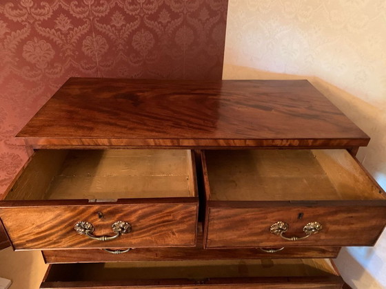 Image 1 of Chest of drawers (1810)