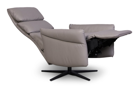 Image 1 of W. Schillig Il est temps de se détendre dans un fauteuil