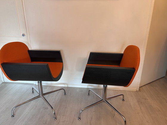 Image 1 of Set de 2 Billiani Design Lounge-/Vergaderstoelen – Italia – Oranje Stof