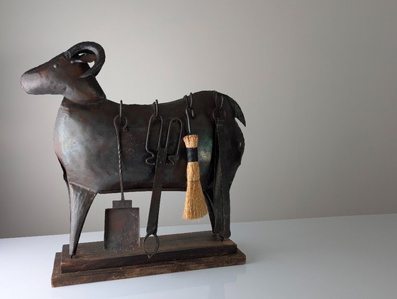 Image 1 of Set di utensili da camino brutalista a forma di ariete in metallo forgiato a mano, stile Lalanne