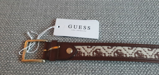 1X Ceinture Marque Guess