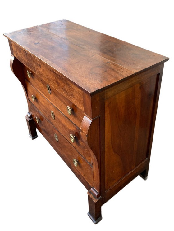 Image 1 of Kommode im Empire-Stil mit Griff aus massivem Nussbaumholz, 19. Jahrhundert