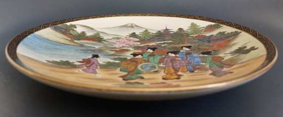 Image 1 of Assiette décorative japonaise Satsuma - Oda Jinzo Shoten (織田製) - Japon
