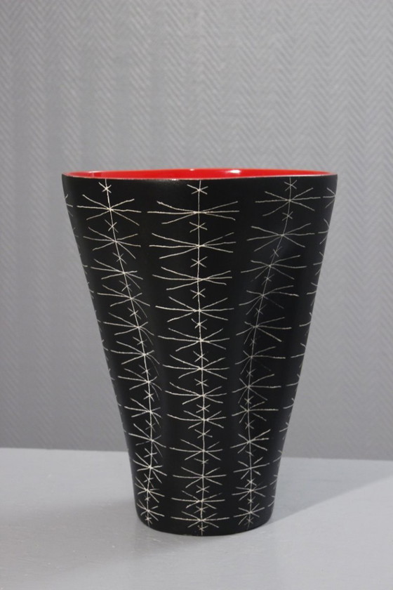 Image 1 of 34 cm Jean de Lespinasse - Large vase no. 308, scarified decoration, Nice, France, 1950s