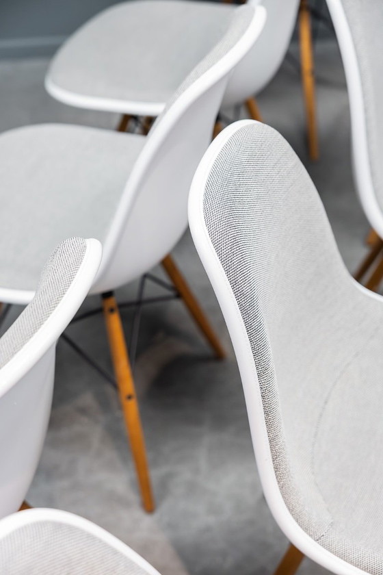 Eames DSW Stühle, 8x – Vitra, Esszimmerstühle, Andere (photo 6 of 12)