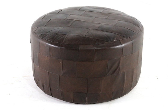 Image 1 of Puf de cuero