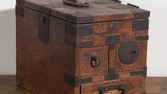 Antico Baule Giapponese per Documenti con Cassetti e Ferramenta in Ferro – Tansu Portatile – Periodo (photo 3 of 40)