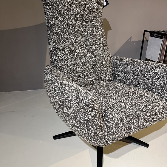 Image 1 of IPdesign Daydreamer recliner