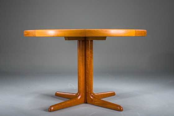 Image 1 of Vintage Round Teak Dining Table, 1960s