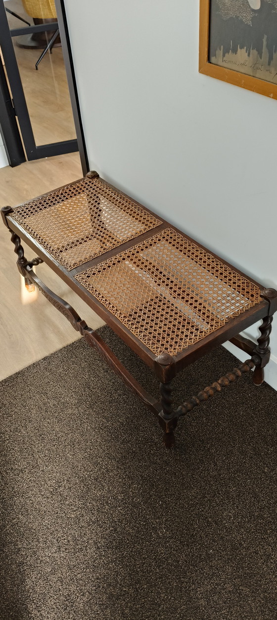 Image 1 of Banc des années 50 de grand-mère avec coussin Studio Habib