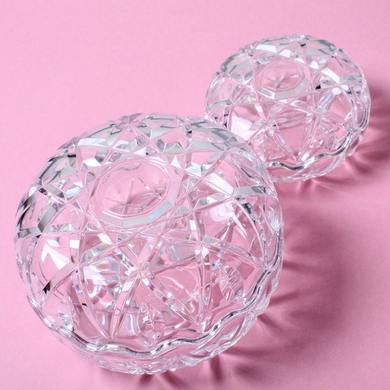 Image 1 of Set van 2 vintage kristallen glazen doosjes: handgemaakt met geometrisch motief, RCR Italië jaren 70