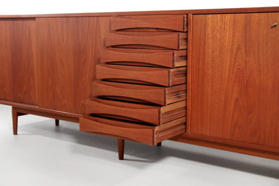 Arne Vodder Model 29 teak sideboard for Sibast, Denmark 1950 – Wood, Design (photo 7 of 7)