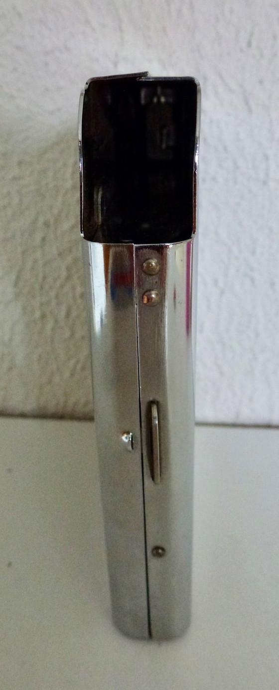 Image 1 of Vintage metal cigarette case with 4 Pin-Up images in 3-D.