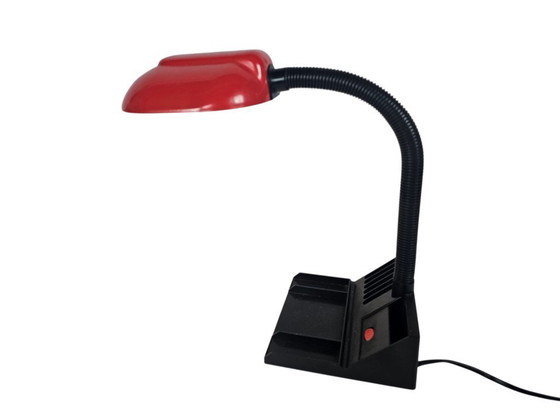 Image 1 of Brilliant AG - Organizer/Schreibtischlampe - rot - Kunststoff - 3. Viertel 20.