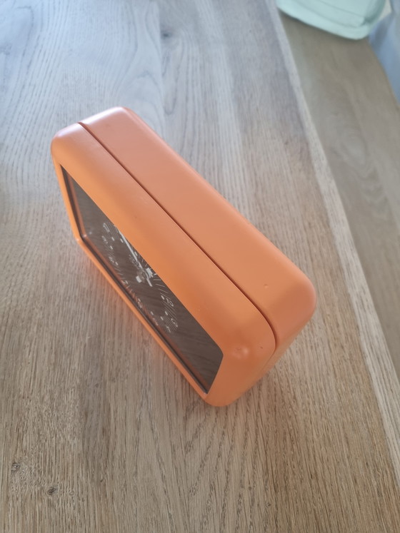Image 1 of Reloj de mesa retro diseño Kienzle naranja