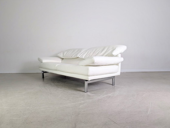 Image 1 of La Nuova Casa Italia de tres plazas Who's Perfect Sofa Couch Galileo