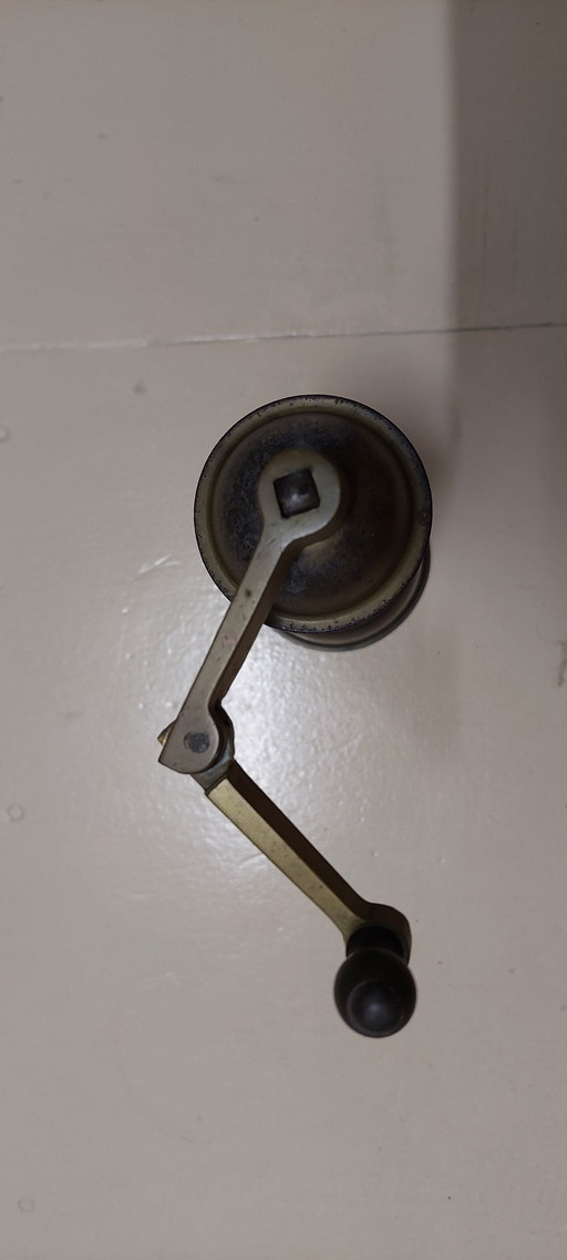 Antique brass Pe The coffee grinder, Turkish