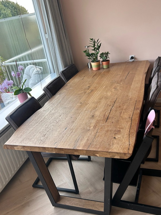 Schöner hölzerner 6-Personen Esstisch – Esstische, Metall, Holz (photo 2 of 5)