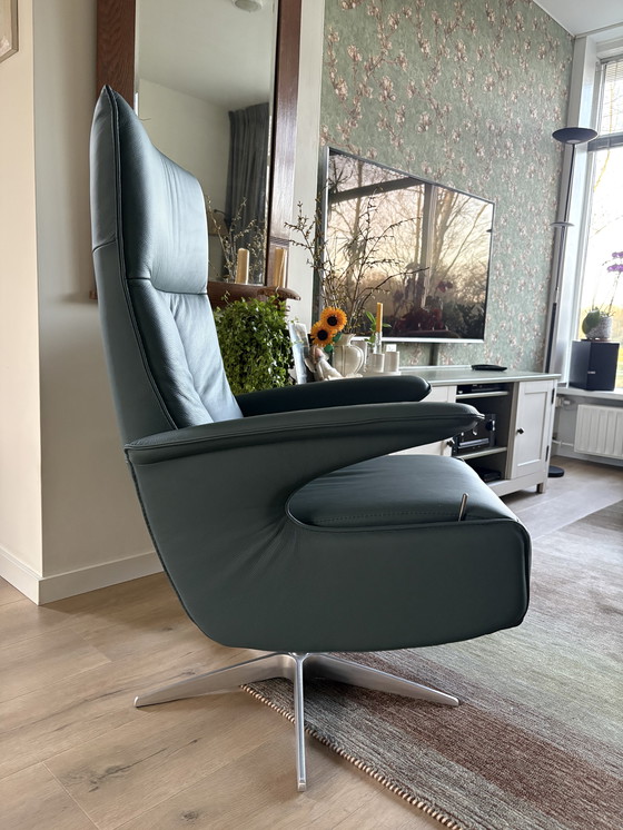 Image 1 of Fauteuil luxueux