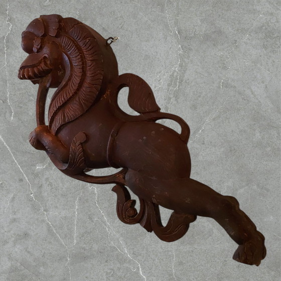 Image 1 of Statue chinoise en bois d'un chien Fô