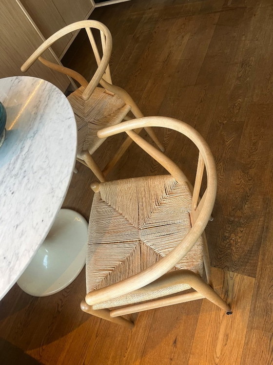 Image 1 of 4 x Carl Hansen & Son CH24 Wishbone stoel Classic Natural gezeept beuken