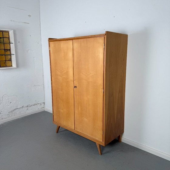 Image 1 of  Armadio anni '50 in stile metà secolo