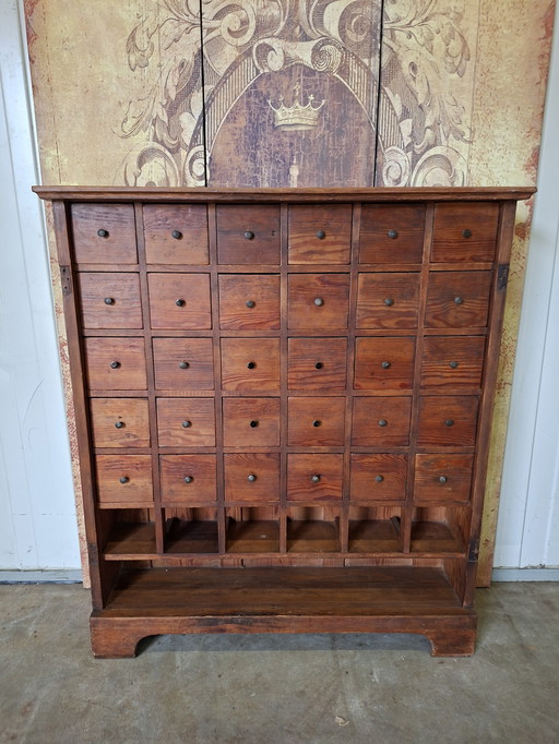 Cassettiera antica, mobile da farmacia, vetrina da negozio, dimensioni: 93x22 e 105 cm di altezza.