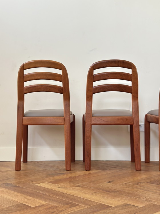 Image 1 of Set 4 vintage deens design stoelen DYRLUND jaren 50/60/70