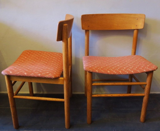 Pair of Borge Mogensen J39 Shaker Chairs in Solid Elm-wood, 1950s