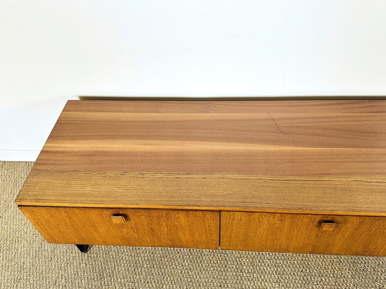 Image 1 of Enfilade scandinave en teck 1960