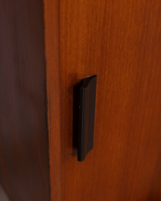 Image 1 of Buffet vintage en bois et verre, design italien des années 1960