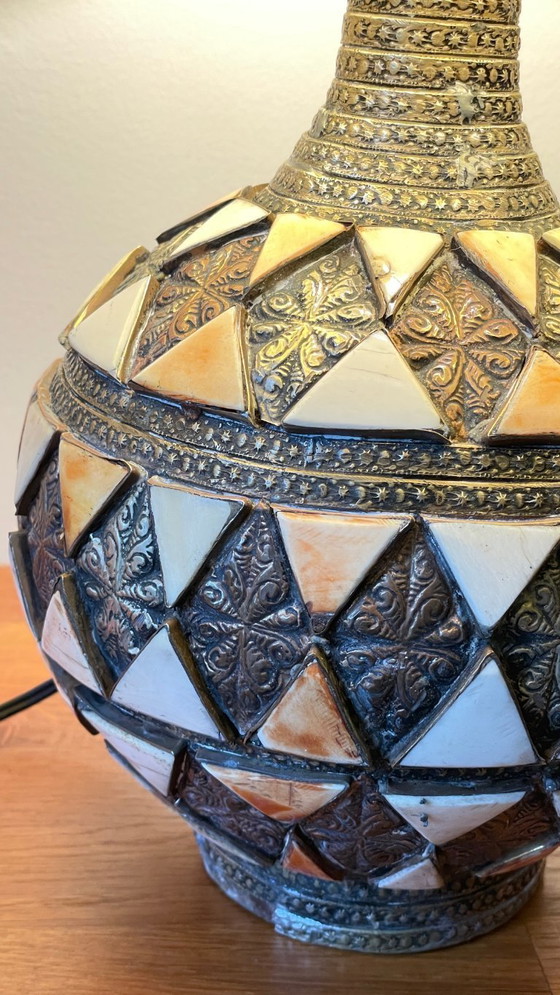 Image 1 of Vintage handgemaakte lamp, aardewerk en verzilverd metaal