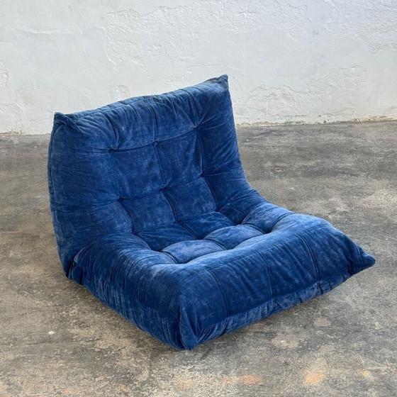Image 1 of Ligne Roset Togo eenzitsbank