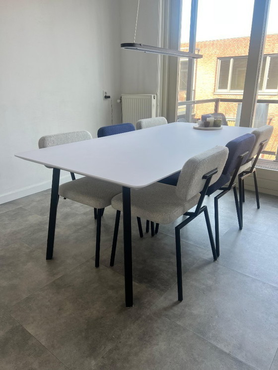 Image 1 of Studio Henk Eettafels - New Classic - Zwart - Rechthoekig - Verjongd ronde hoeken - HPL Fenix bianco kos - 200cm - 100cm 