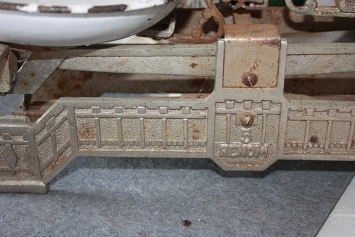  Antique beam scales / kitchen scales Renom 5