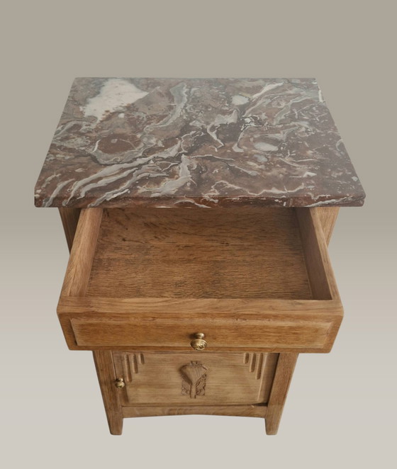 Image 1 of Meuble d’appoint style Art déco- Chêne sculpté- Années 1930