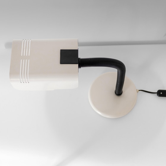 Image 1 of 1 lámpara de escritorio industrial moderna de mediados de siglo, Targetti, Italia, 1970