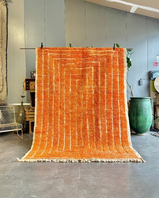 Beni Ouarain Teppich – 200 x 300 cm – Handgewebte marokkanische Wolle – Modernes oranges Design