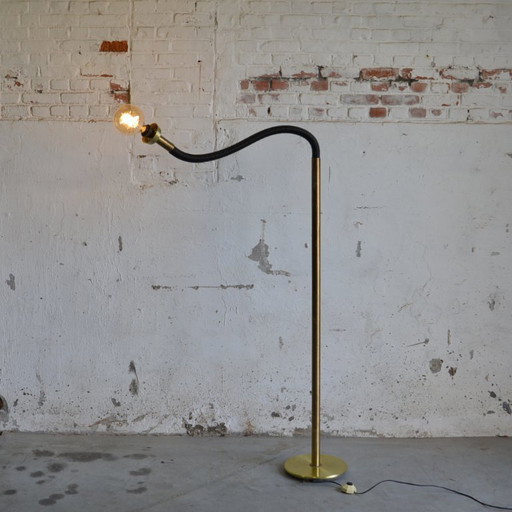 Drehbare Stehleuchte