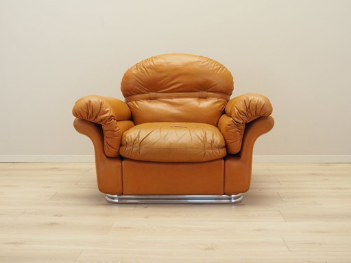 Fauteuil orange, design de l'âge de l'espace, années 1960, production : Italie