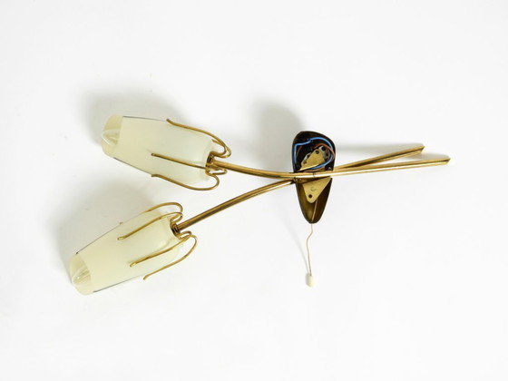 Image 1 of Wunderschöne, extrem seltene Messingwandlampe aus der Mitte des 20. Jahrhunderts mit bemalten Glasschirmen