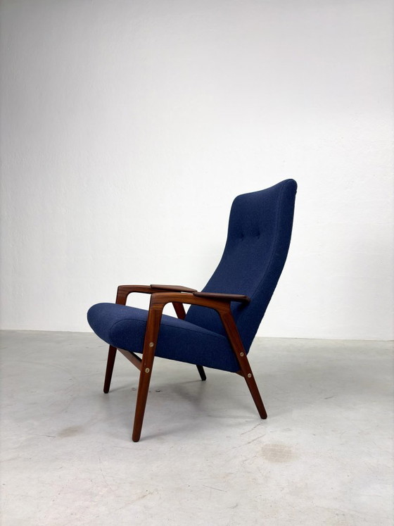 Pastoe 'Ruster' Armchair by Yngve Ekström – Wood (photo 3 of 17)