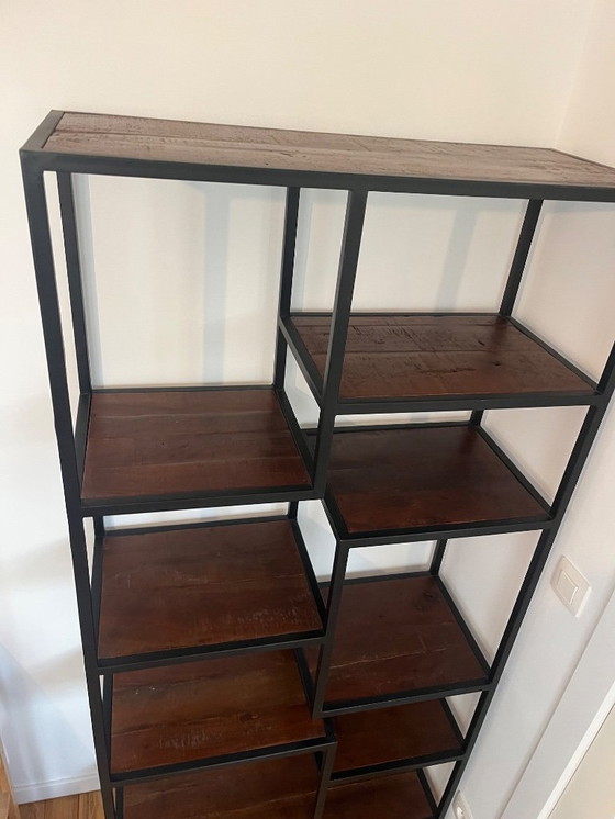 Image 1 of Mensola a muro aperta MUMBAI in legno di acacia e struttura in metallo nero