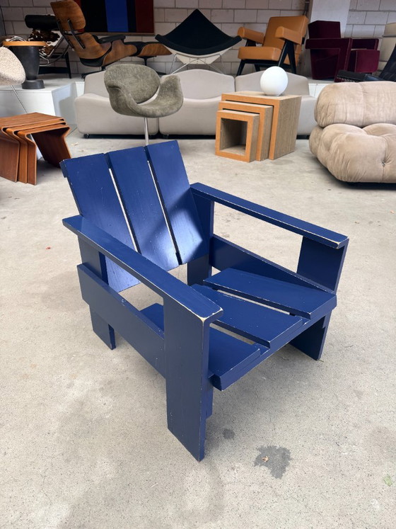 Vintage Crate chair By Gerrit Rietveld (stock: 4) – Armchairs, Wood, Modern (photo 2 of 22)