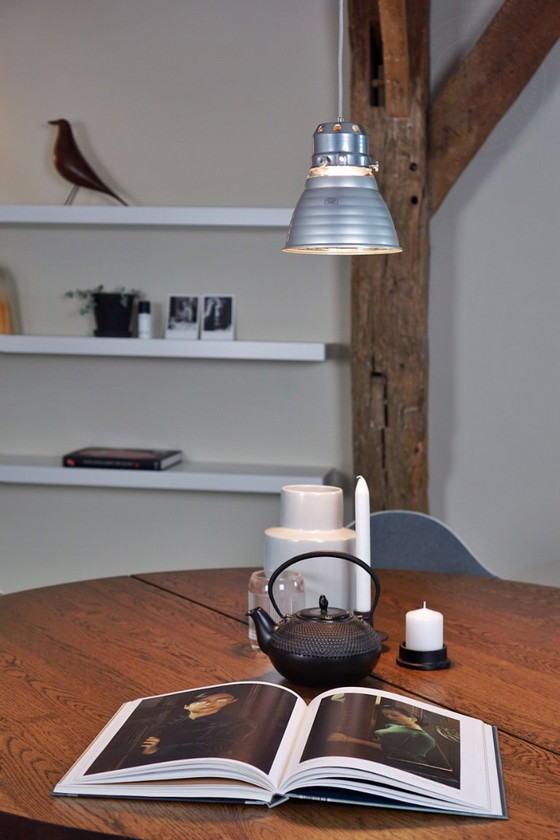 Image 1 of Zeiss Ikon hanglampen Bauhaus jaren 30 redesigned set van 3