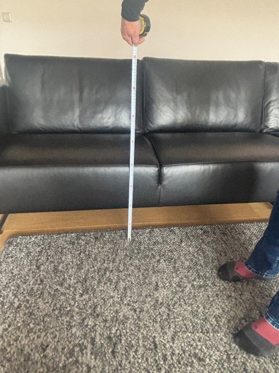 Image 1 of Artifort Mare bench