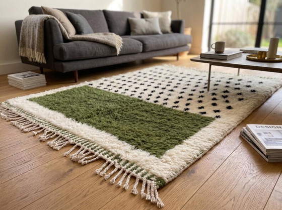 Image 1 of Alfombra bereber marroquí decorada, 250 cm x 150 cm.